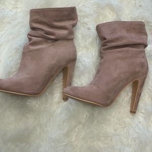 Blush Pink Size 7 Botties Pumps suede slip on